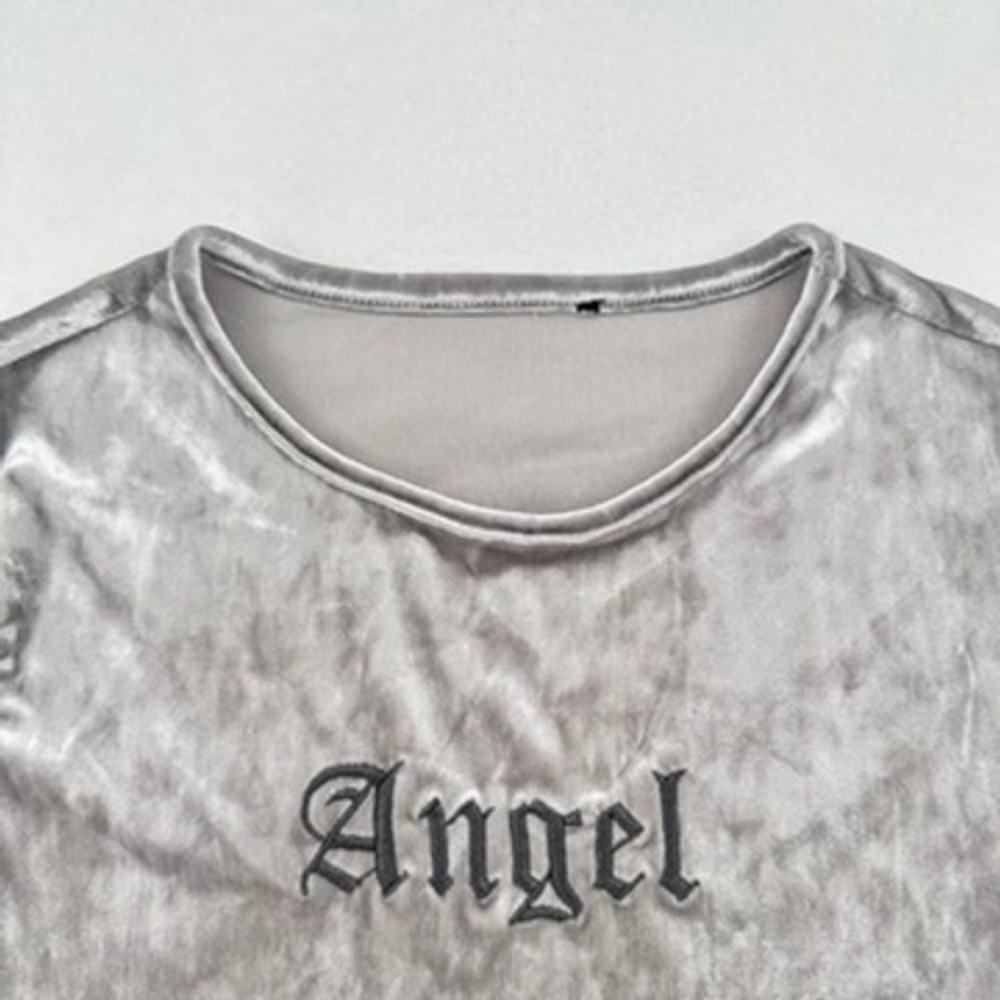 Angel‎ Velvet Crop Graphic Tee Silver Short Sleeve Women's Small